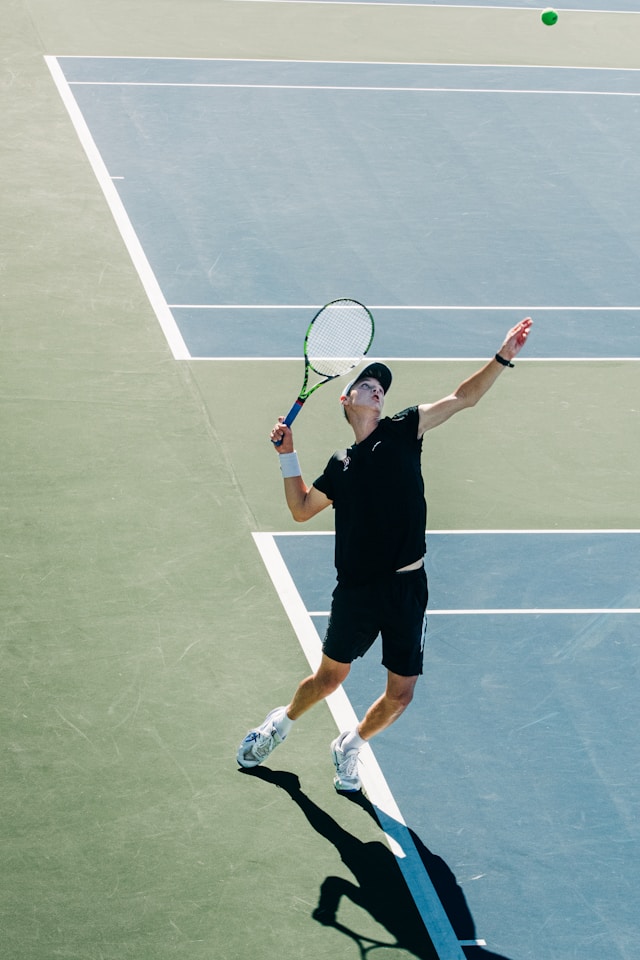 Tennis court facilities