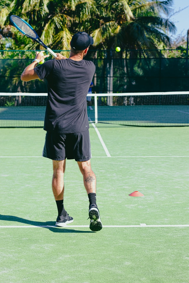 Tennis community atmosphere