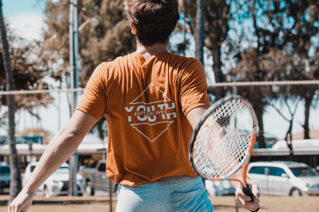 Tennis community atmosphere